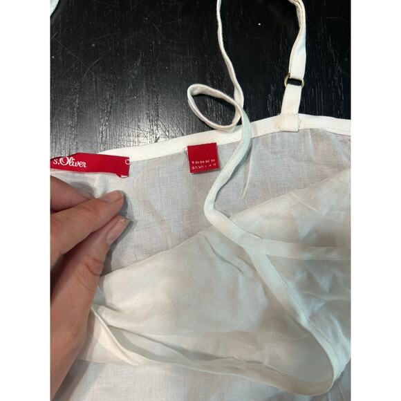 Capsule- Basic White Cami- Semi Sheer- Adjustable Straps- Sz 36 US Small - Picture 3 of 8